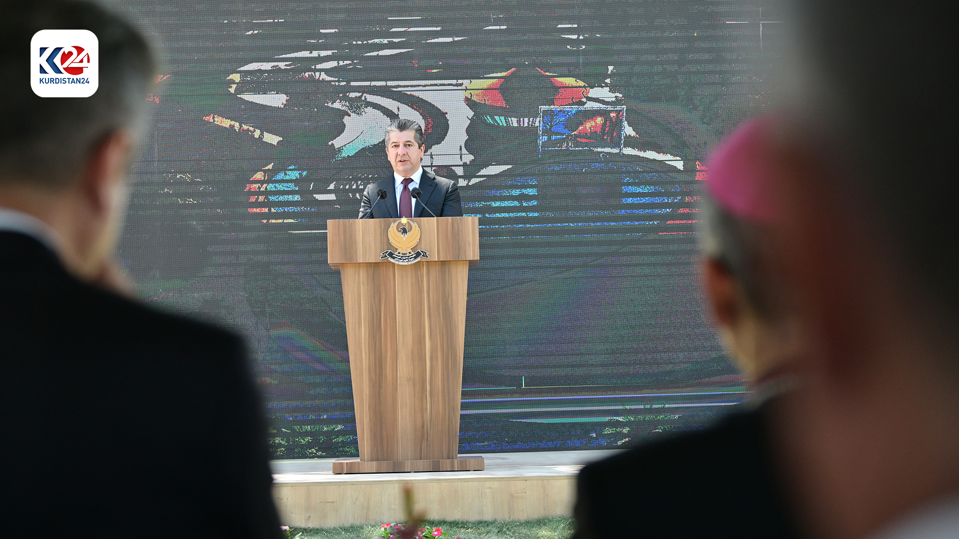 سەرۆکوەزیران مەسرور بارزانی لە رێوەڕەسمی دانانی بەردی بناغەی دوو پارکەکە لە دهۆک